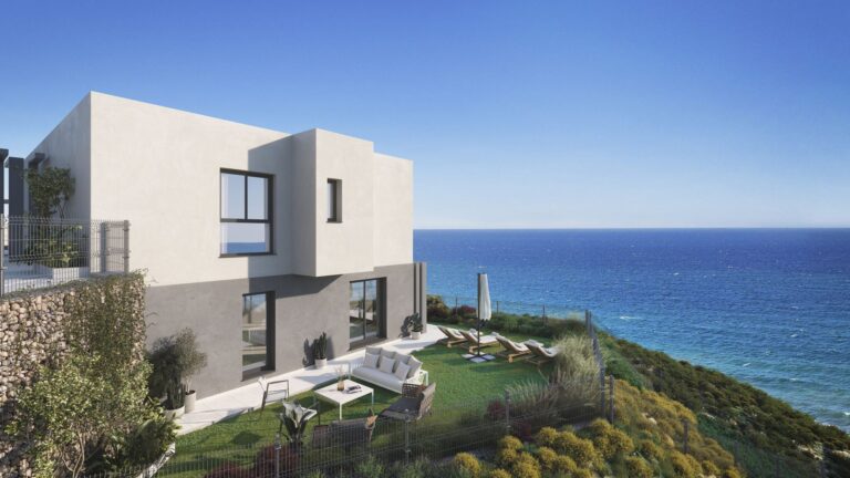 Contemporary semi-detached home on the hillside above the sea
